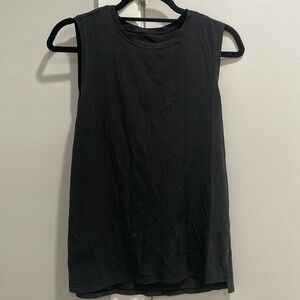 Lululemon muscle tank